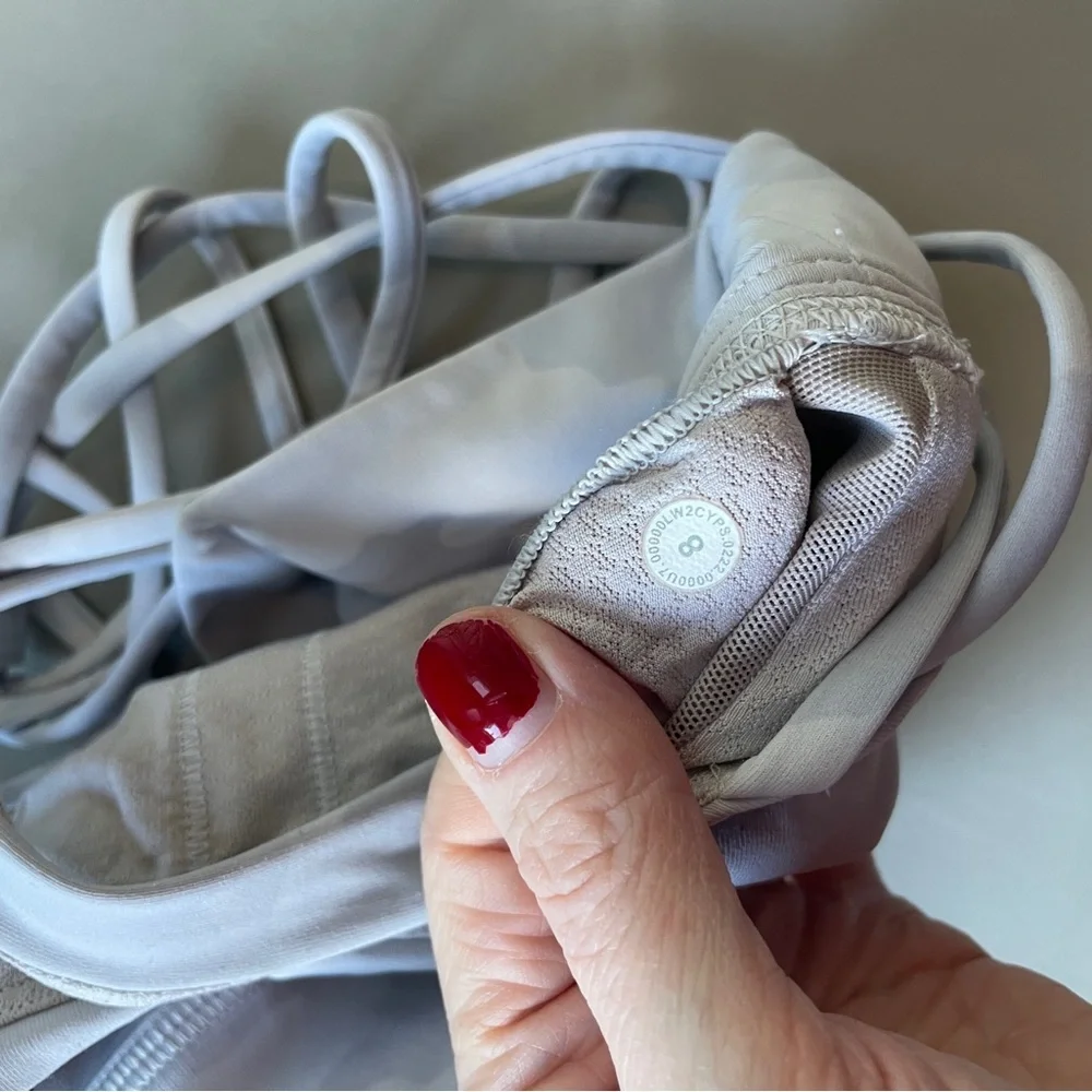 Lululemon I 8